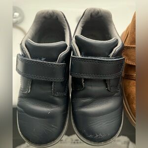 Edit….Toddler Boys Shoe, Blue, 10T